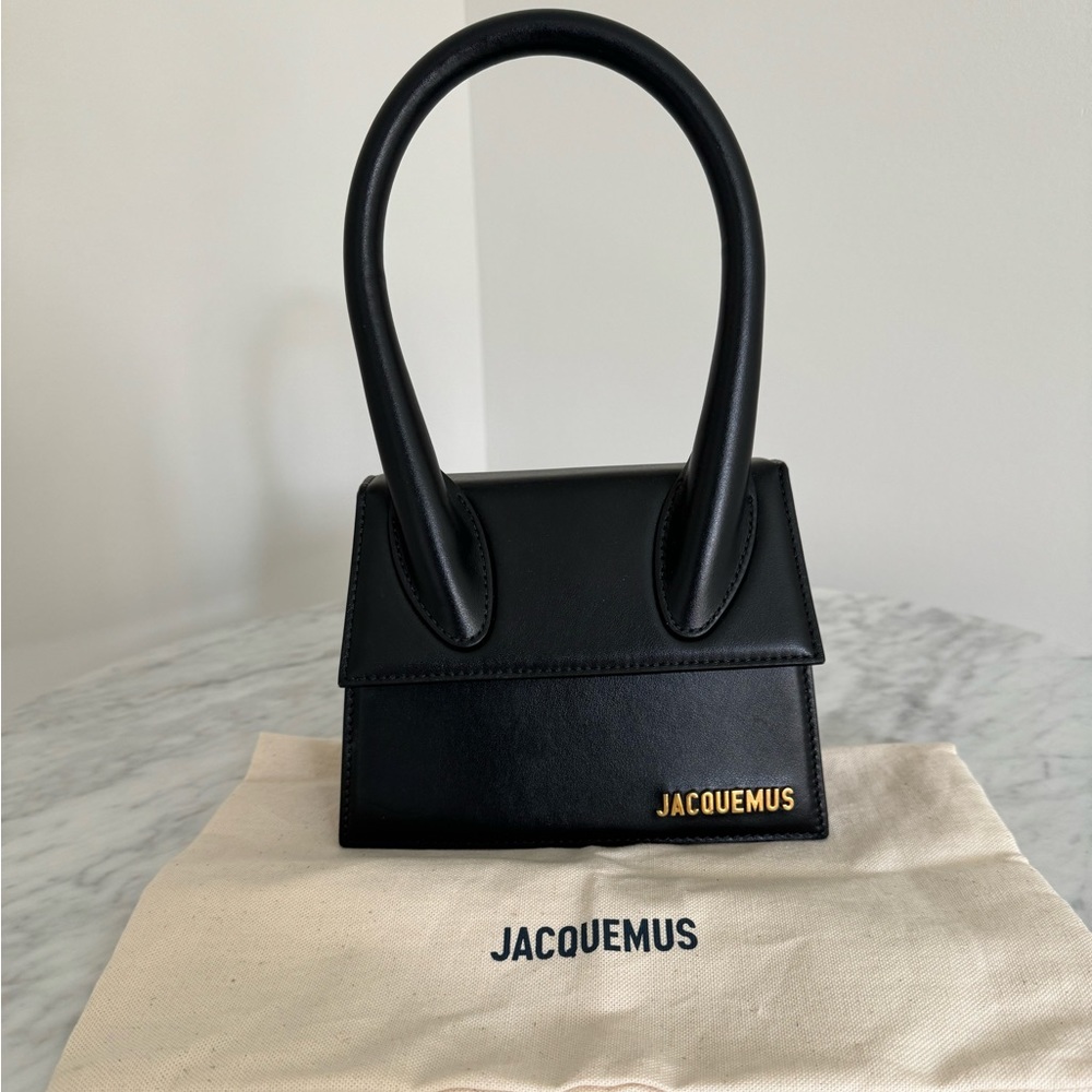 Jacquemus Le Chiquito Moyen
